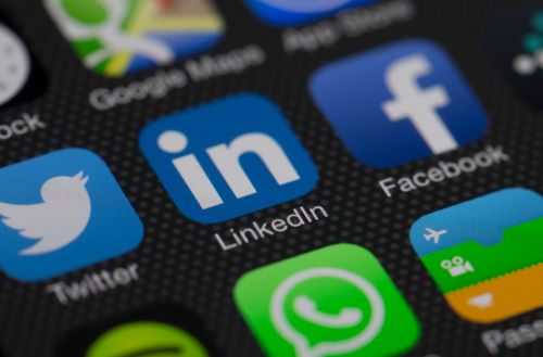 Ghetto Tube: Is This The Next Big Social Media Threat? The Rise Of The "Underground" App! - xaybqj0